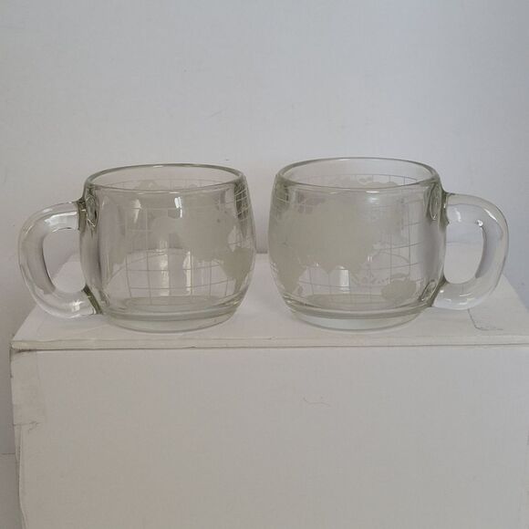 vintage 1970s Nestlé Nescafé etched glass world globe coffee mugs Set